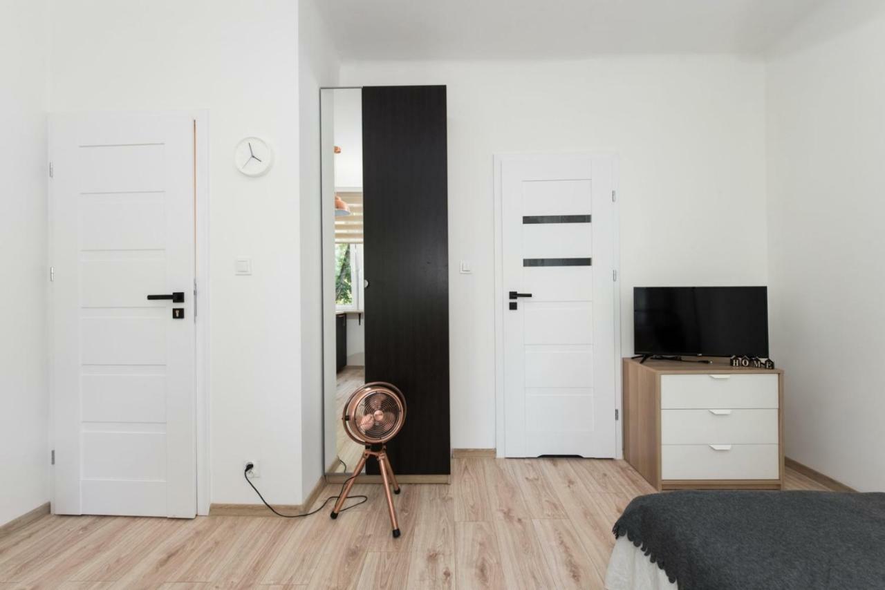 Superapart Gagarina Ministudio Warschau Exterior foto
